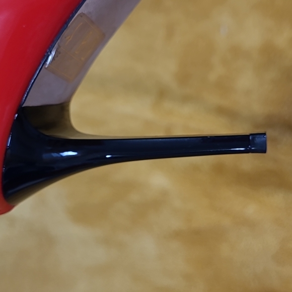 Like new Jimmy Choo Stilletos - Picture 5 of 6